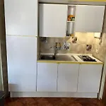 Roberto House - Taormina Mare Giardini Naxos