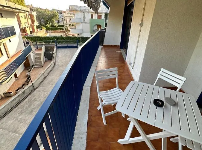 Roberto House - Taormina Mare Apartment *