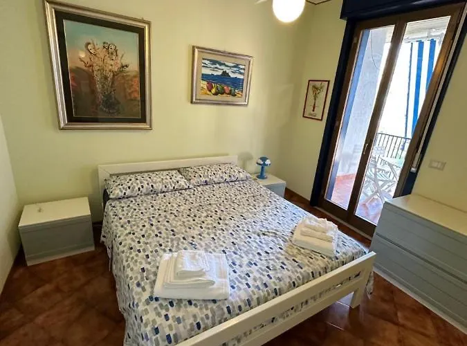 Apartment Roberto House - Taormina Mare *