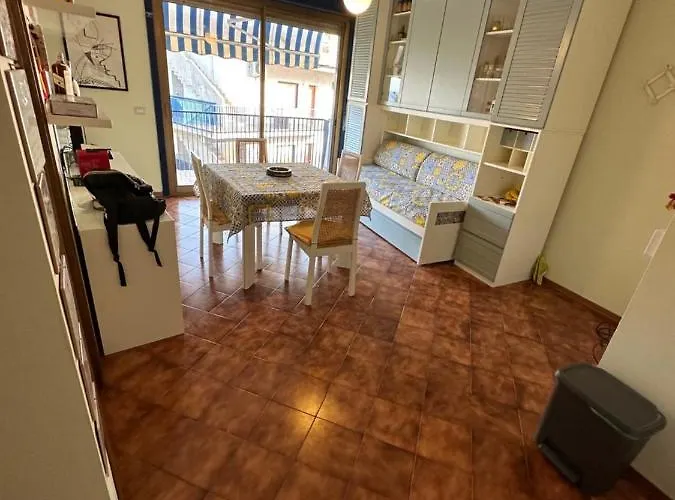 Roberto House - Taormina Mare Apartment *